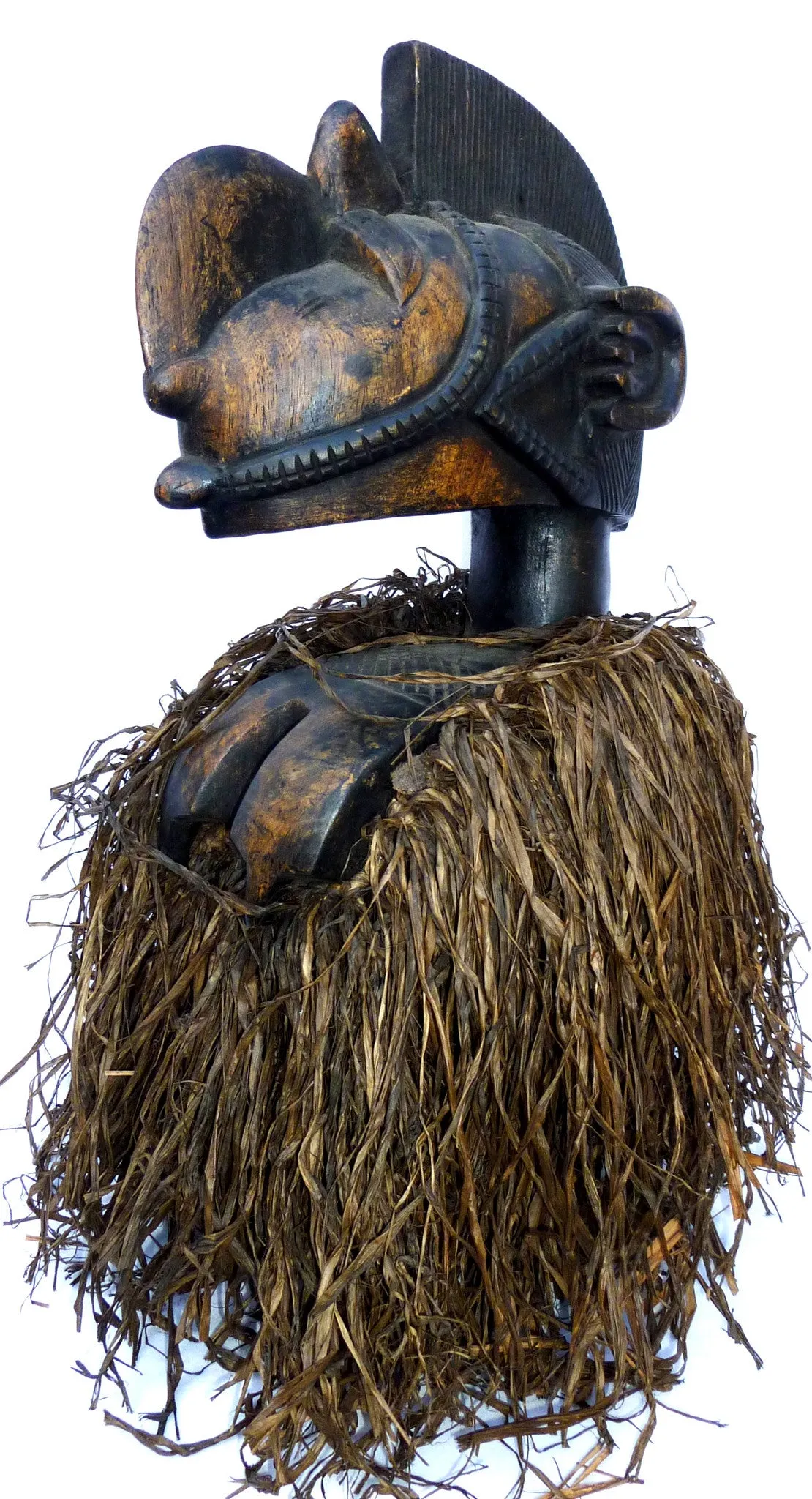 Baga Nimba Shoulder Mask